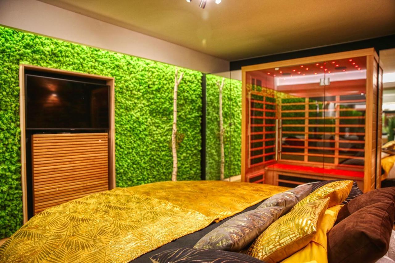 Panoramique 180 Lac Et Montagne Et Nid Secret Spa Romantique Annecy Exterior photo